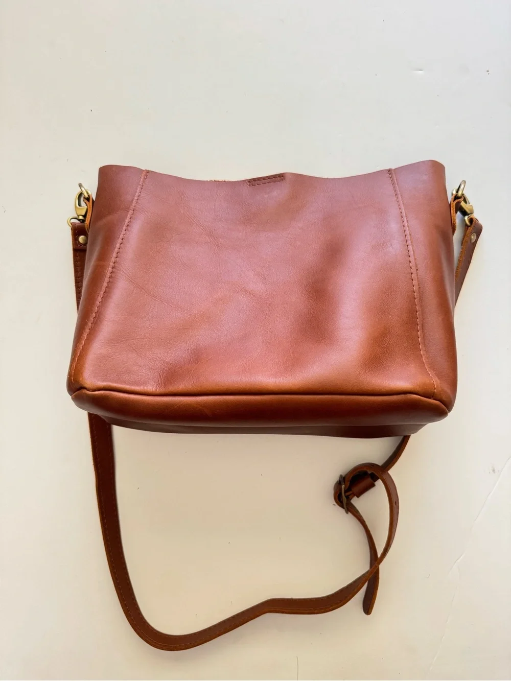Portland Leather Honey Butterfly Bucket Crossbody Bag - Picture 10 of 11
